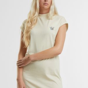 The Nomi Extended Shoulder Dress