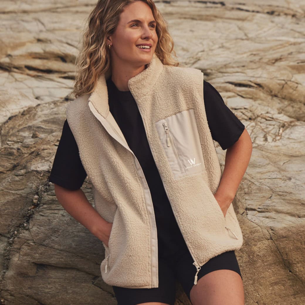 The Nara Borg Fleece Gilet - Image 17